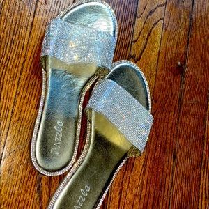 Glitzy, Slip on Sandal ✨